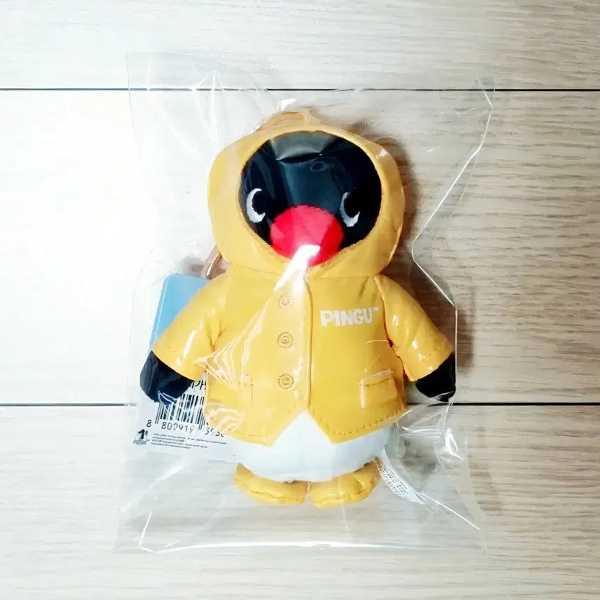 [BUNJANG] Pingu Yellow Raincoat Plush Keyring / 정품 핑구 Pingu 노란 우비 인형 키링 팝니다