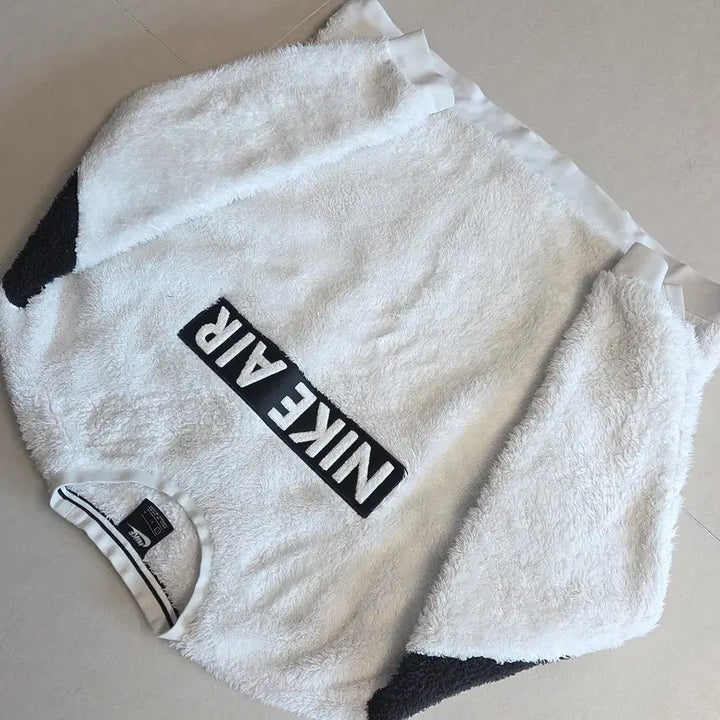 [BUNJANG] Nike Air Fleece Crew Top Sweatshirt / 나이키 에어 플리스 크루넥 탑 맨투맨