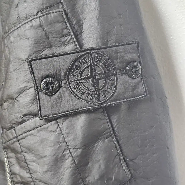 [BUNJANG] Stone Island Shadow Project Lasered Poly-Hide 2L Jacket / 스톤아일랜드 쉐도우프로젝트 lasered poly-hide 2L 자켓