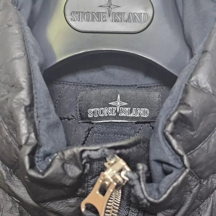 [BUNJANG] Stone Island Shadow Project Lasered Poly-Hide 2L Jacket / 스톤아일랜드 쉐도우프로젝트 lasered poly-hide 2L 자켓