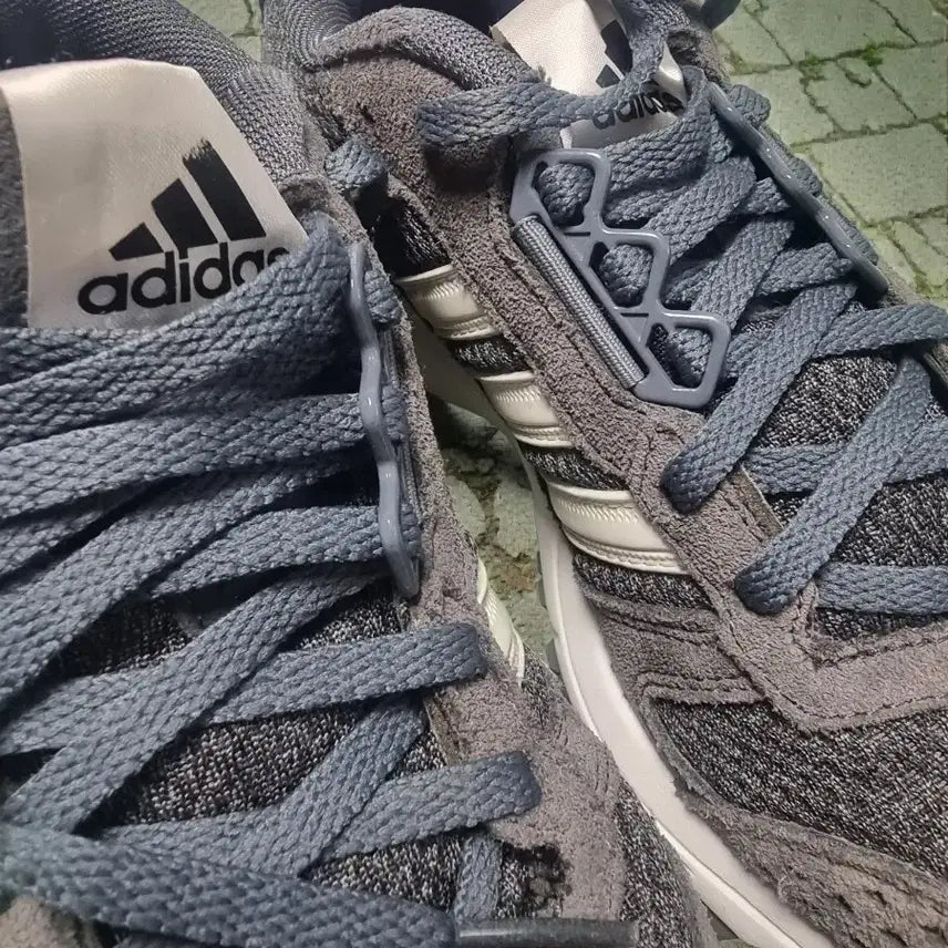 [BUNJANG] Adidas Gray Hiking Shoes 240 / 아디다스 회색 운동화 240
