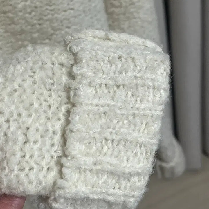 [BUNJANG] LE Ivory High-Neck Hidden Button Cardigan / le 하이넥 히든 버튼 가디건 (아이보리)