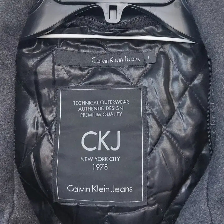 [BUNJANG] Calvin Klein Wool Quilted Jacket / 켈빈클라인 L/105 모직 퀼 자켓. GR.