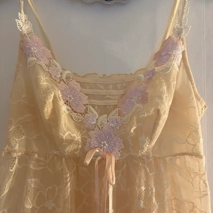 [BUNJANG] Vintage Embroidered Lace Slip Dress / 자수 레이스 슬립 끈원피스 빈티지