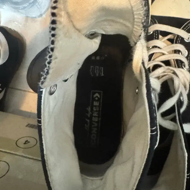 [BUNJANG] Converse Chuck 70 Floral High Sneakers / 컨버스 척 70 하이 플로랄 블랙 스니커즈