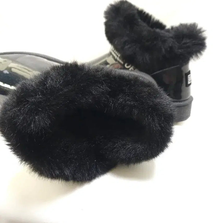 [BUNJANG] OFF-WHITE Short UGG Boots / OFF-WHITE 블랙 숏 어그부츠