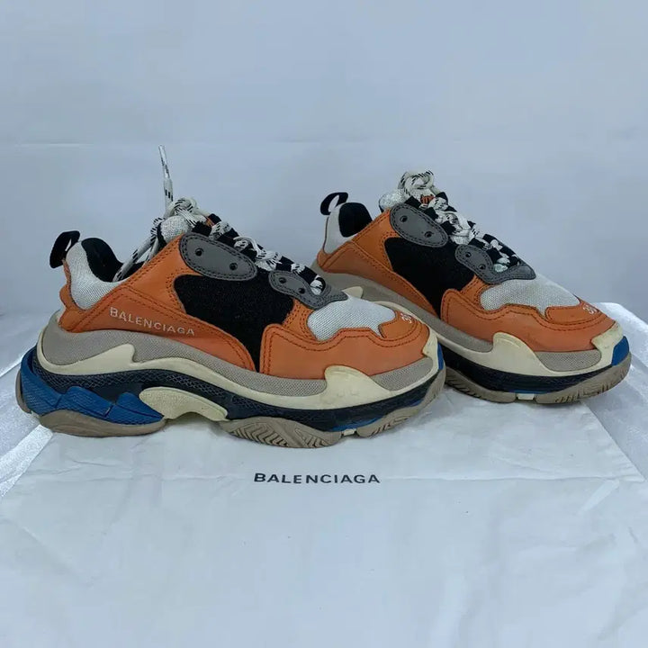 [BUNJANG] Balenciaga Triple S Halloween Edition Sneakers / (정품)발렌시아가 트리플S 할로윈에디션 스니커즈