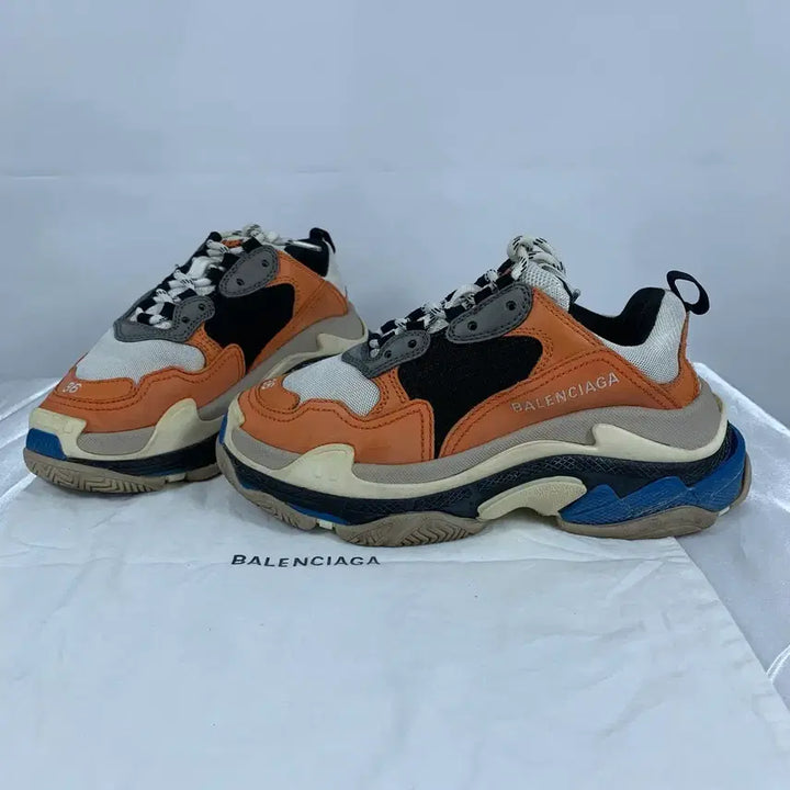 [BUNJANG] Balenciaga Triple S Halloween Edition Sneakers / (정품)발렌시아가 트리플S 할로윈에디션 스니커즈