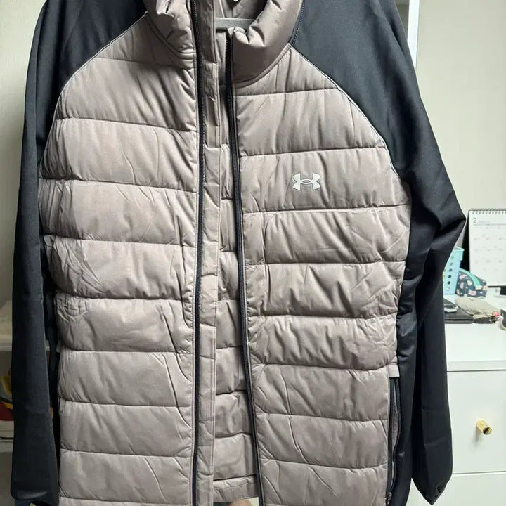 [BUNJANG] Under Armour Padded Jumper Black/Beige / 언더아머 패딩 점퍼 블랙/베이지