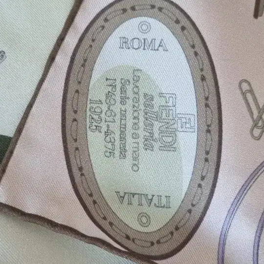 [BUNJANG] Fendi Two-Tone Silk Scarf / 펜디정품  투톤 실크 스카프 미사용