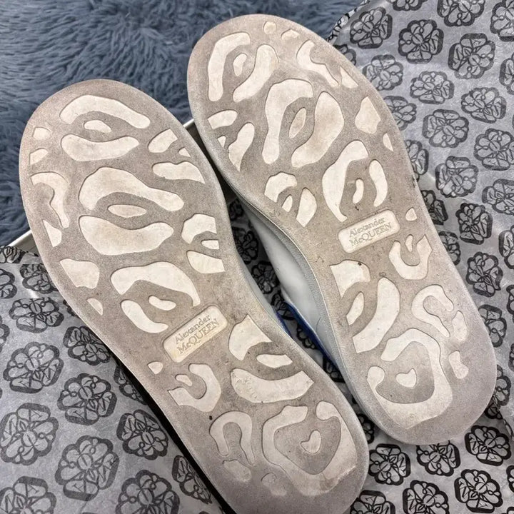 [BUNJANG] Alexander McQueen Blue Oversized Sneakers (Size 41.5) / [풀박스/당일배송] 알렉산더맥퀸 블루 오버솔 스니커즈 41.5