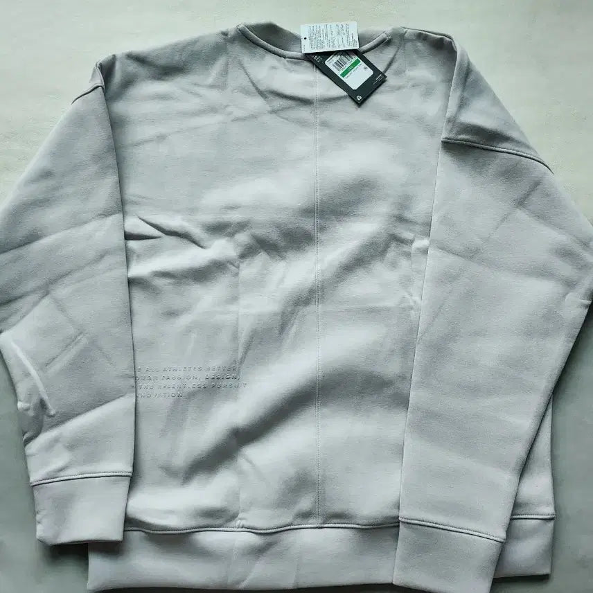 [SOLD OUT] 언더아머 정품 여성 맨투맨 새제품 헬스 크로스핏 런닝 등산 트레킹 자전거