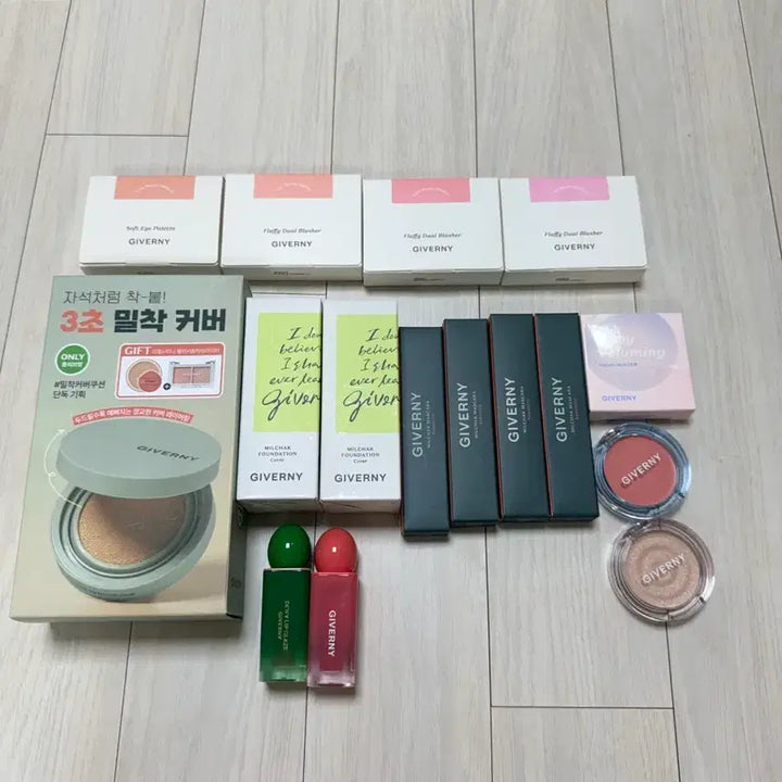 [BUNJANG] Giverny Cushion and Foundation Set / 미개봉) 지베르니 밀착 쿠션, 밀착 파운데이션, 블러셔, 섀도우팔레트,