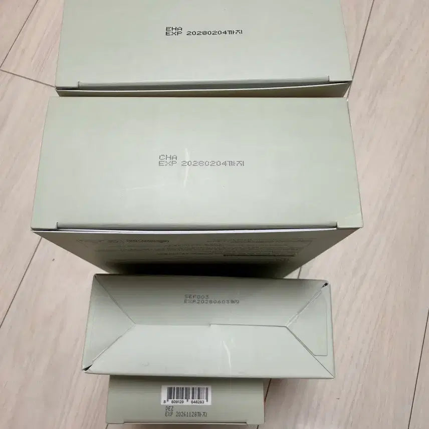 [BUNJANG] Giverny Cushion and Foundation Set / 미개봉) 지베르니 밀착 쿠션, 밀착 파운데이션, 블러셔, 섀도우팔레트,