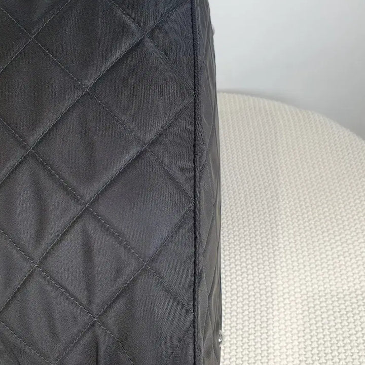 [BUNJANG] Prada Black Quilted Chain Tote Bag / 프라다 블랙 체인 퀼팅 토트백