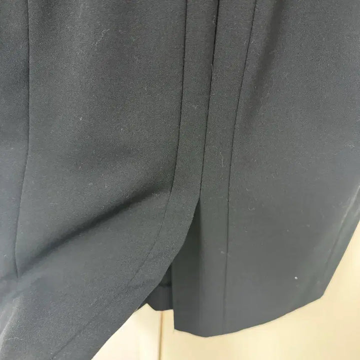 [BUNJANG] Jimmy V Black Ribbon Midi Dress / Jimmy V 블랙 리본 장식 원피스