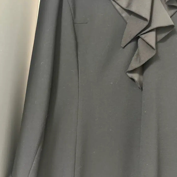[BUNJANG] Jimmy V Black Ribbon Midi Dress / Jimmy V 블랙 리본 장식 원피스