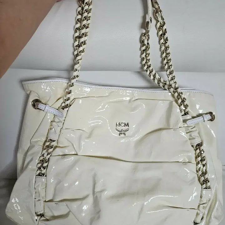 [BUNJANG] MCM Ivory Shoulder Bag / 정품))MCM 아이보리 숄더백 체인 가방