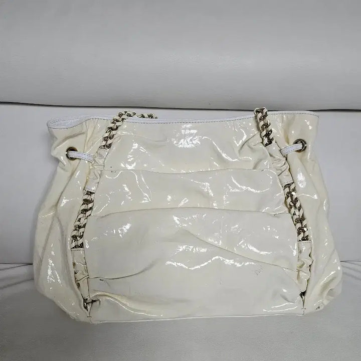 [BUNJANG] MCM Ivory Shoulder Bag / 정품))MCM 아이보리 숄더백 체인 가방