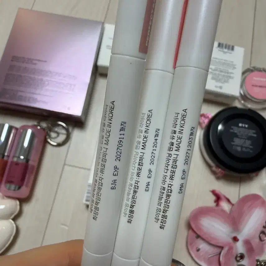 [BUNJANG] NAMING Layered Fit Cushion, Blush, Cheek Balm, Eyeliner Bundle / 새상품) 네이밍 블러셔, 치크밤, 신상 아이라이너 등등 저렴