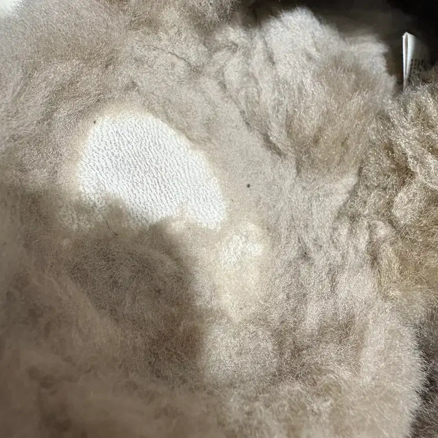 [BUNJANG] UGG Slippers / UGG 어그 털 슬리퍼35((무배))