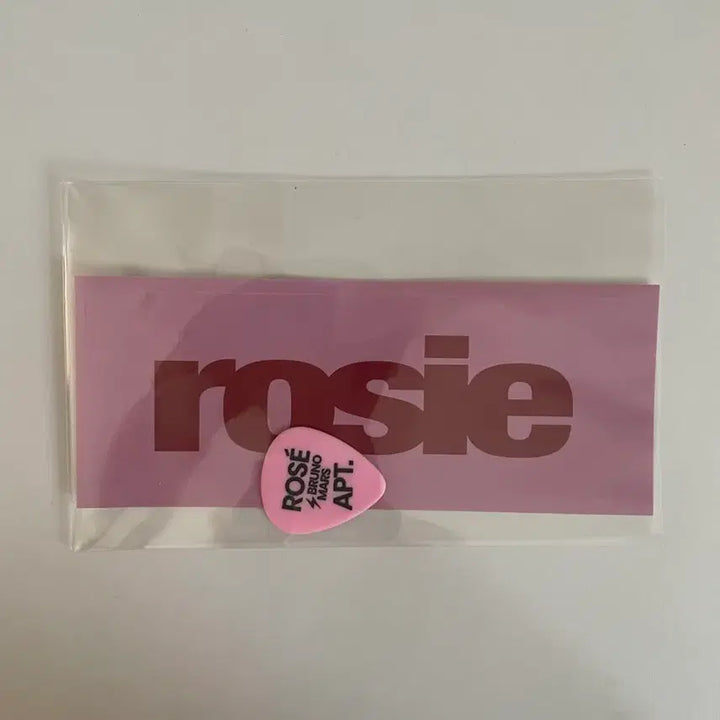[BUNJANG] ROSÉ Rosie Encore Popup Guitar Pick / (미개봉)로제 rosie 앵콜팝업 기타피크
