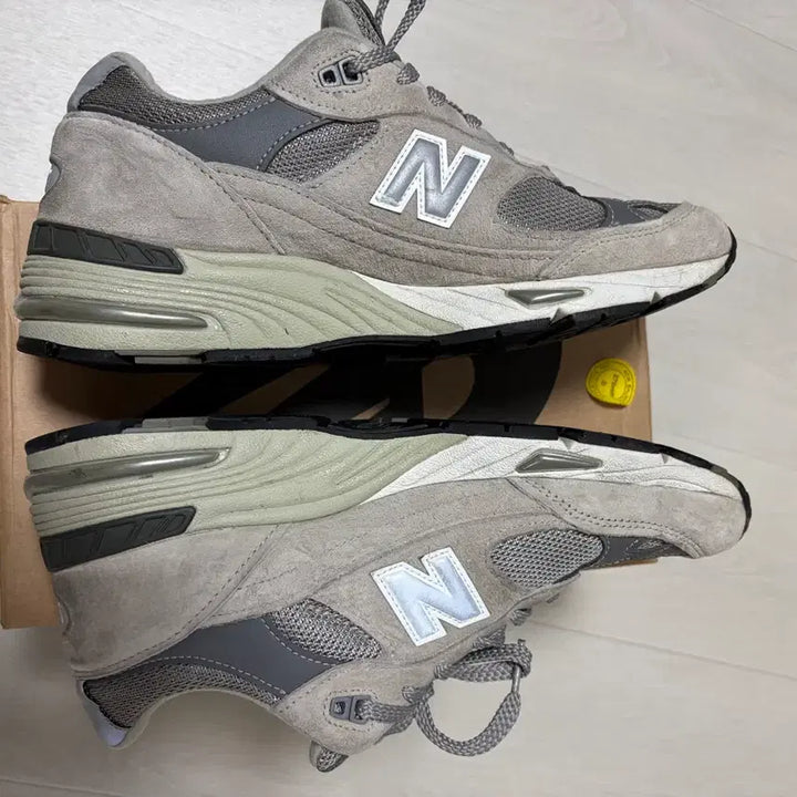 [SOLD OUT] 뉴발란스 991 v1 그레이 사이즈 270 팝니다
