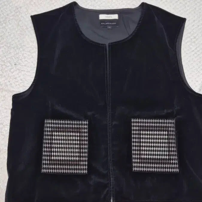 [BUNJANG] Amomento Velvet Patch Vest Black L / 아모멘토 벨벳 패치 베스트 블랙 L