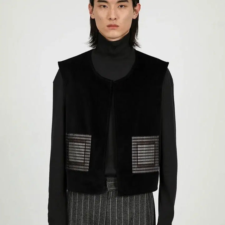 [BUNJANG] Amomento Velvet Patch Vest Black L / 아모멘토 벨벳 패치 베스트 블랙 L