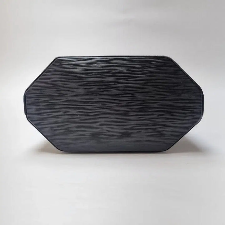 [BUNJANG] Louis Vuitton Epi Sac D'epaule PM Bucket Bag / 루이비통 에삐 삭데폴 PM 버킷백 숄더백 (최상급, 블랙)