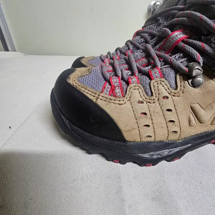[BUNJANG] Millet Gore-Tex Hiking Boots 240mm / 밀레 고어텍스등산화 트레킹화 240미리