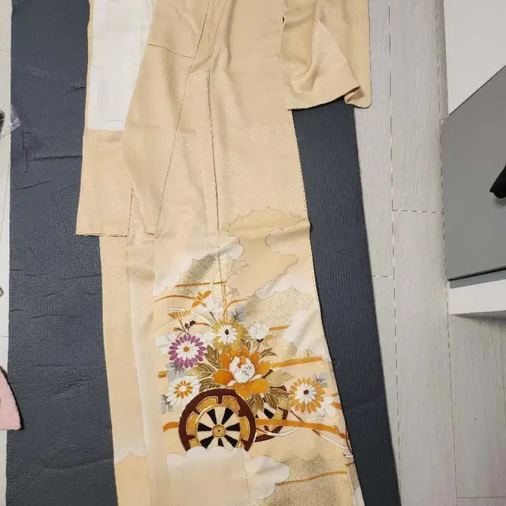 [BUNJANG] Silk Kimono / 기모노