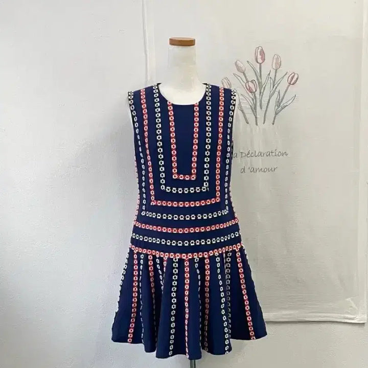 [BUNJANG] Magin Navy Flare Pattern Sleeveless Dress / 매긴 네이비 플레어 패턴 나시 원피스