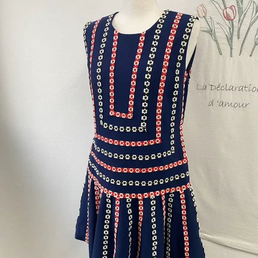 [BUNJANG] Magin Navy Flare Pattern Sleeveless Dress / 매긴 네이비 플레어 패턴 나시 원피스