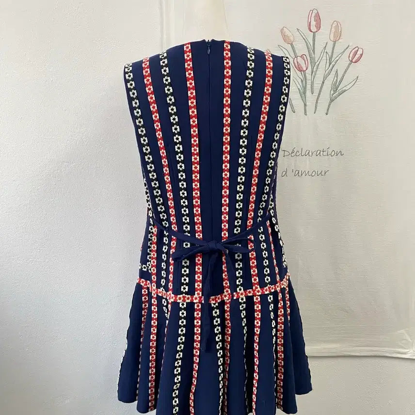 [BUNJANG] Magin Navy Flare Pattern Sleeveless Dress / 매긴 네이비 플레어 패턴 나시 원피스