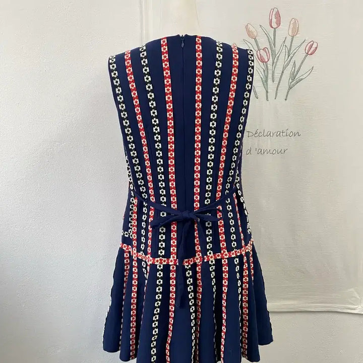 [BUNJANG] Magin Navy Flare Pattern Sleeveless Dress / 매긴 네이비 플레어 패턴 나시 원피스