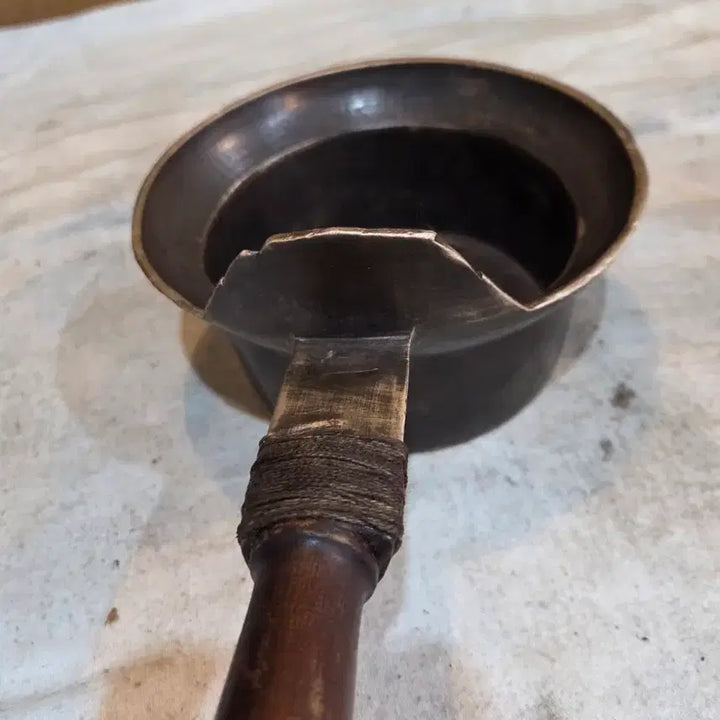 [BUNJANG] Antique Wooden Charcoal Iron / 100년세월의 부잣집 동 숯다리미