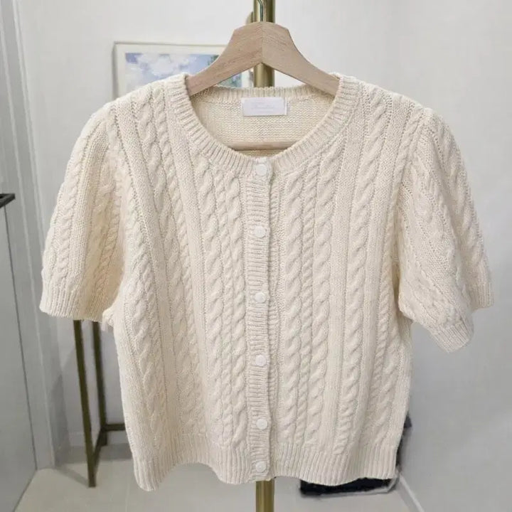 [BUNJANG] Cable Knit Cardigan / 반팔 케이블 니트가디건