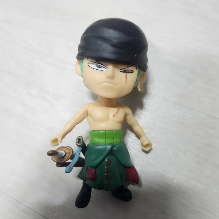 [BUNJANG] Roronoa Zoro & Hulkbuster Figure / 롤로노아 조로 Q버전,헐크버스터 피규어 8~9cm 작은 사이즈