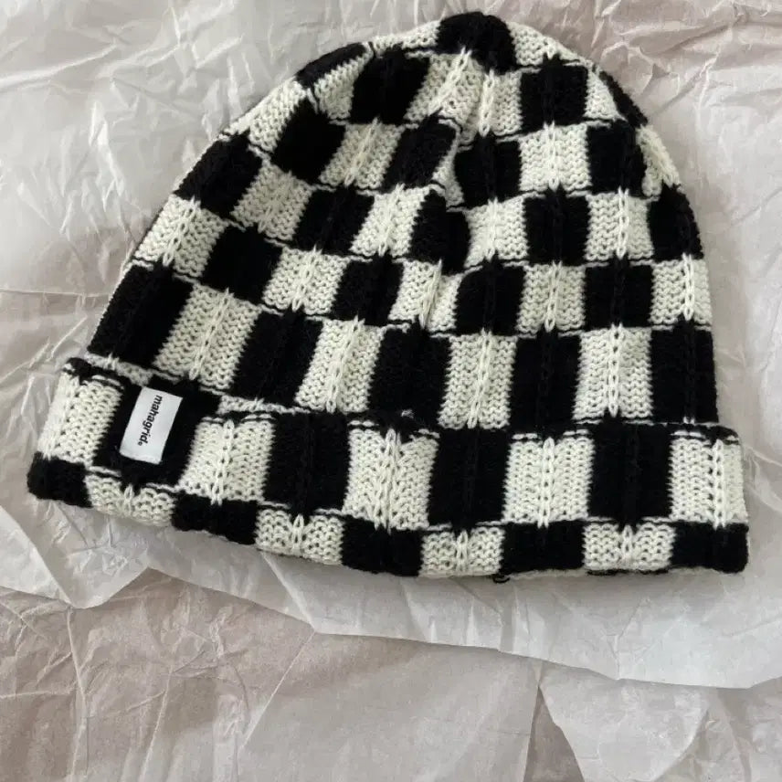 [SOLD OUT] 마하그리드 체크보드 비니
