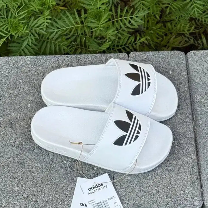 [BUNJANG] Adidas Adilette Lite Slippers 225 / 아디다스 아딜렛라이트 슬리퍼, 225