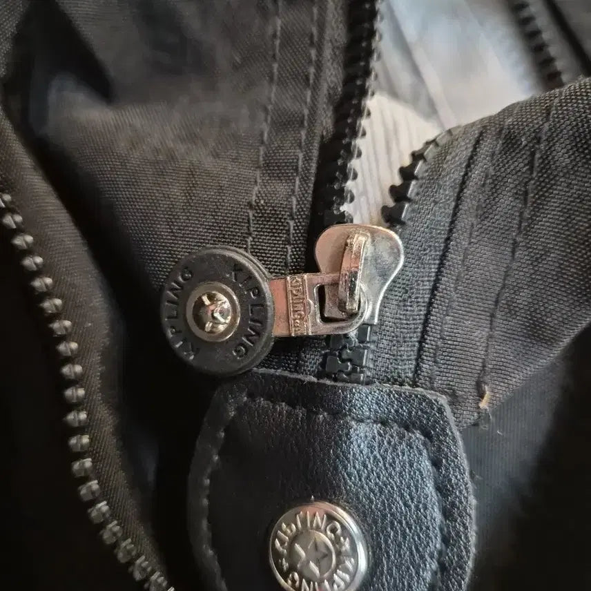 [BUNJANG] Kipling Black Tote Bag / KIPLING 키플링 블랙 빅 토트백 숄더백 여행가방 보스턴백