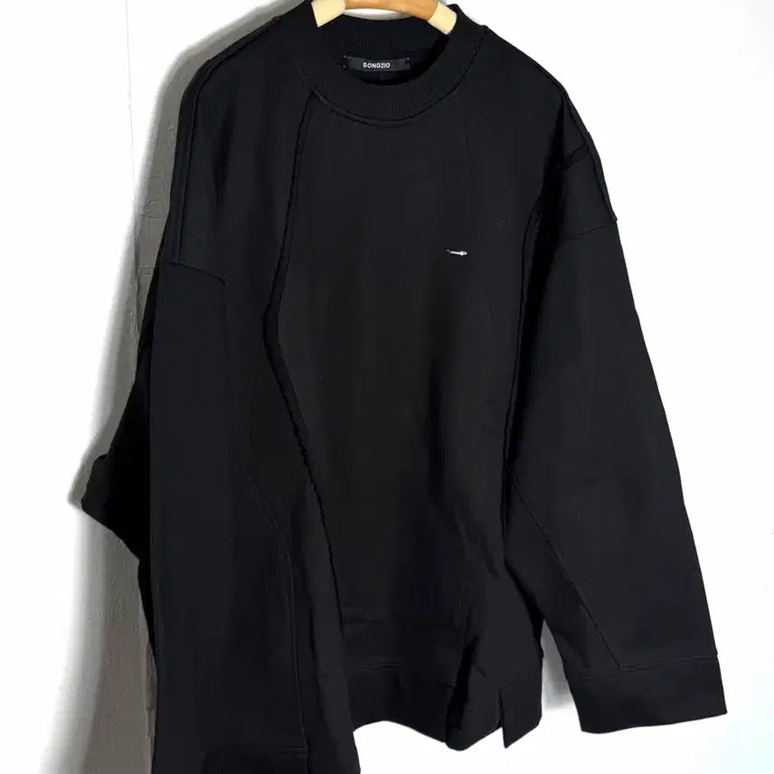 [BUNJANG] Songzio Homme Cutout Sweatshirt / 송지오옴므 맨투맨