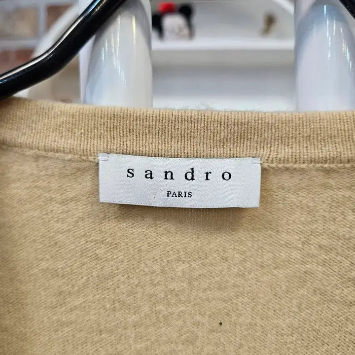 [BUNJANG] Sandro Cashmere V-Neck Knit Sweater / 산드로 부드러운 케시 포함 브이 니트 55/66