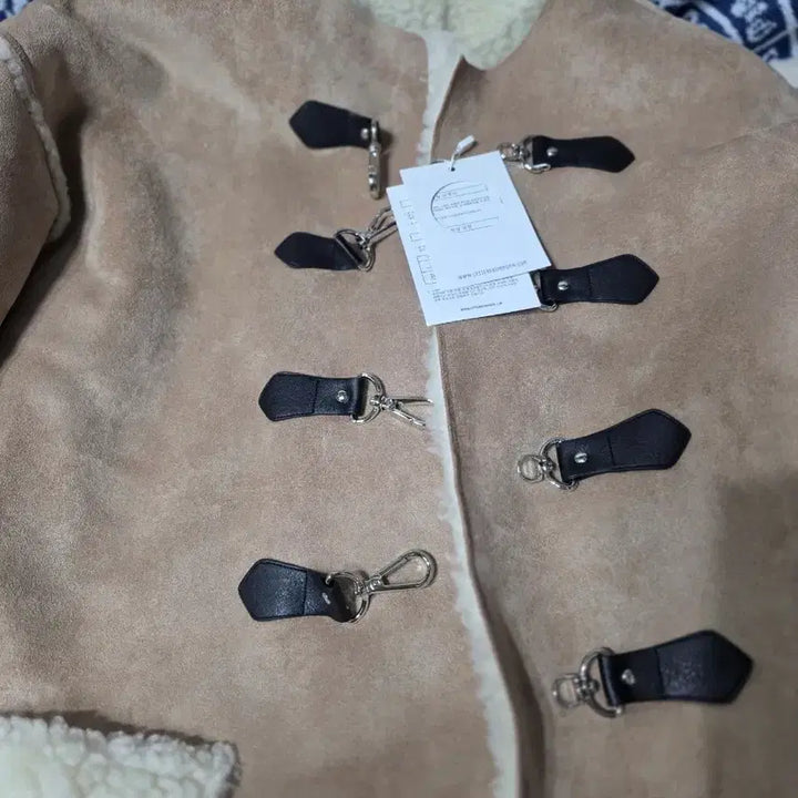 [BUNJANG] Letter From Moon Suede Mouton Coat / 레터프롬문 스웨이드 무스탕 코트