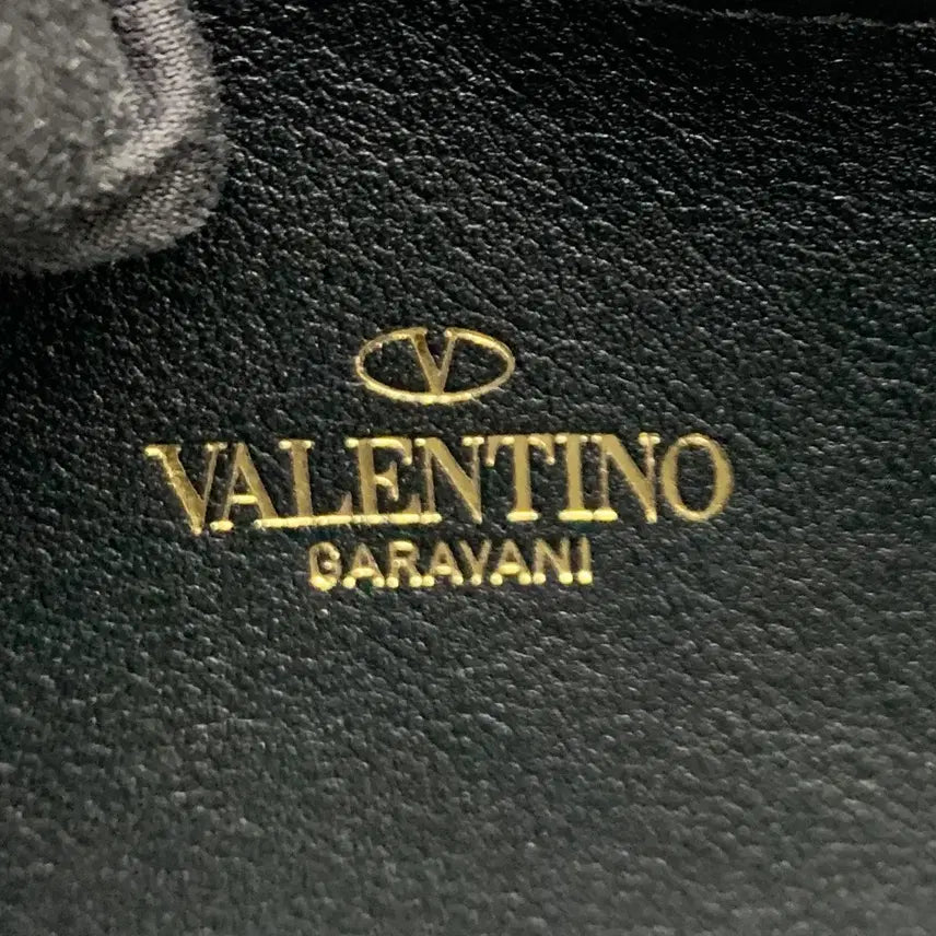 [BUNJANG] Valentino Garavani Rockstud Zip Long Wallet Black / 267000133 발렌티노 가바라니 락스터드 지퍼 장지갑 블랙