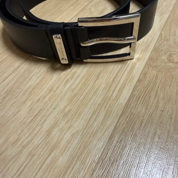 [BUNJANG] Givenchy Men&