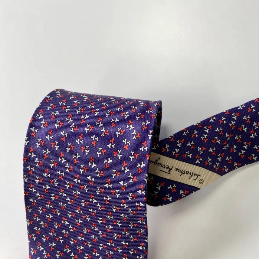 [BUNJANG] Ferragamo Silk Necktie / 최상급 페레가모(Ferragamo) 명품 정품 넥타이