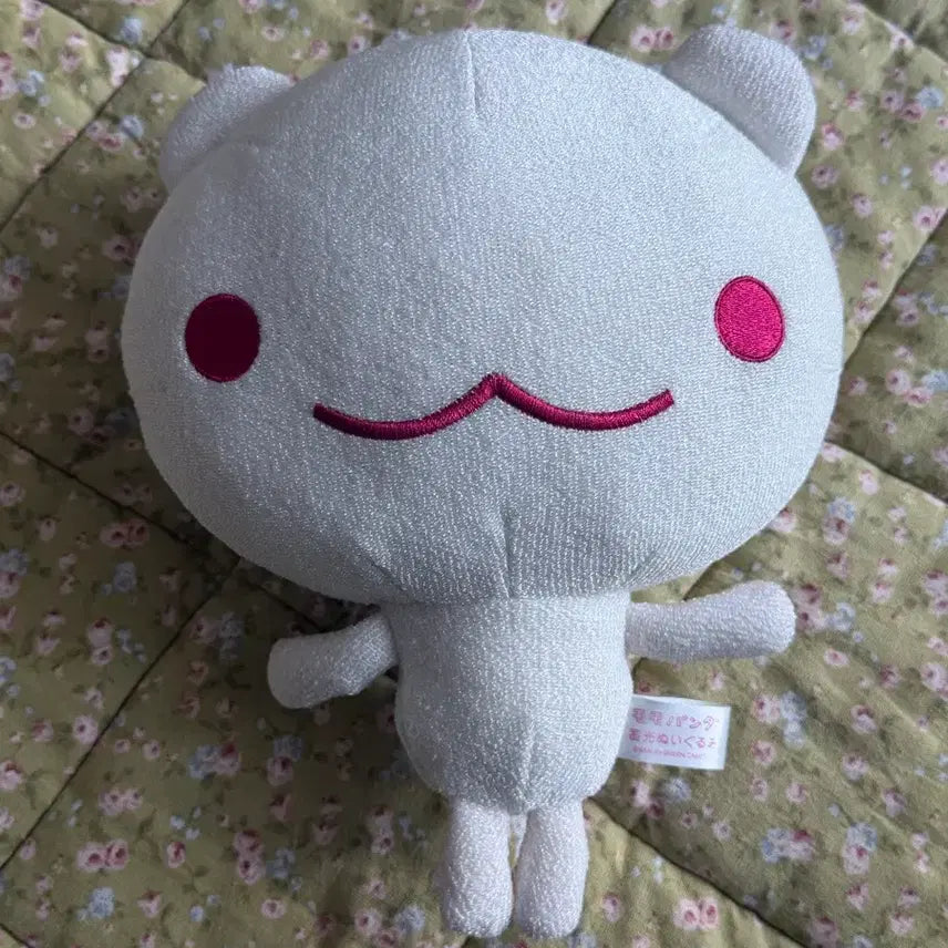 [BUNJANG] Momo Panda White Glow-in-the-Dark Classic Doll / 산엑스 모모판다 흰색 야광 고전인형