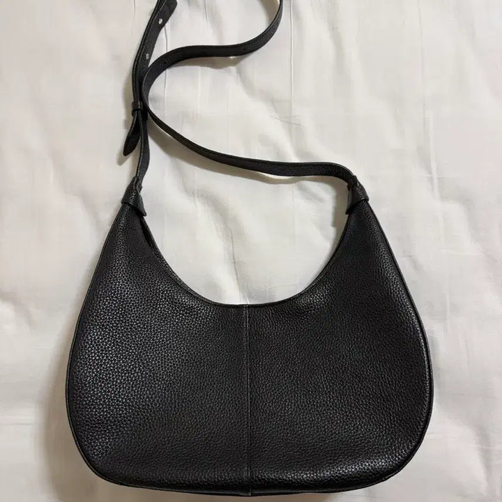 [BUNJANG] After Pray Crescent Mini Leather Bag / 애프터프레이 크레센트 미니 레더백